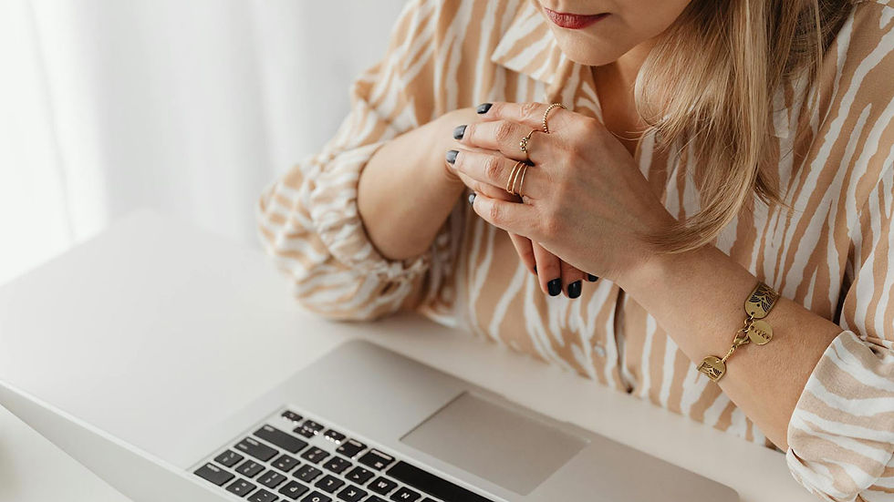 HER SPACE FESTIVAL ROMANIA - Preconcepții și mituri despre cum ne îmbrăcăm