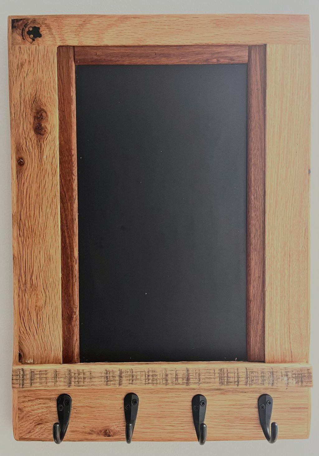 Blackboard and Leash Holder