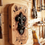 Miniature : Décapsuleur ouvre-bouteille mural artisanal en bois massif et fonte