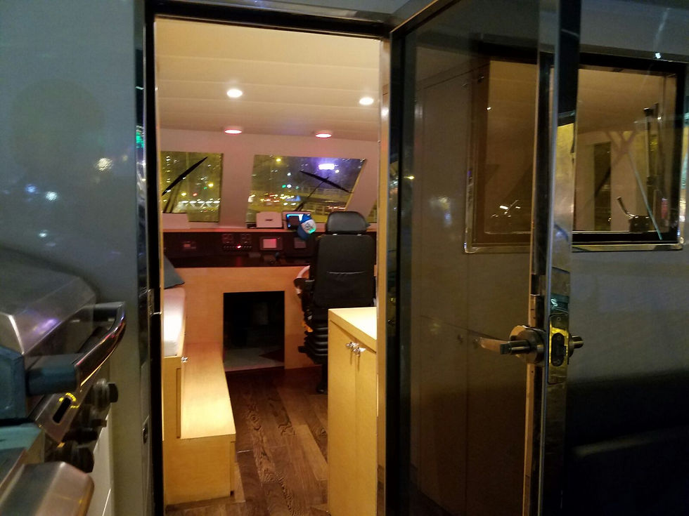 縮圖：Western Yacht (47ppl)
