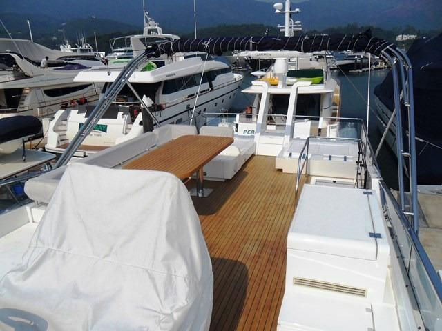 縮圖：Fairline Squadron 65 (2012)