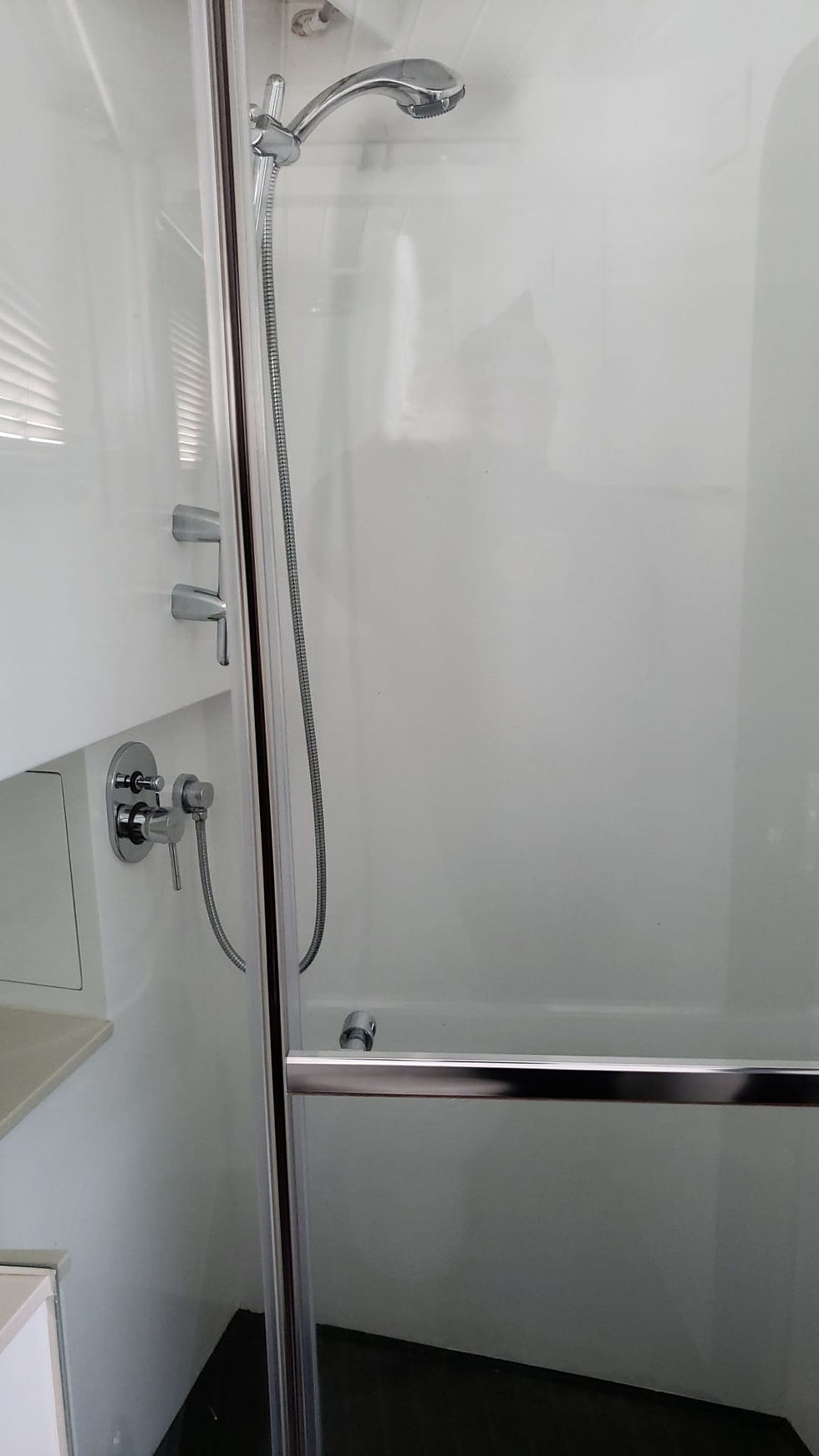 縮圖：Vaimoana House Boat (2010)