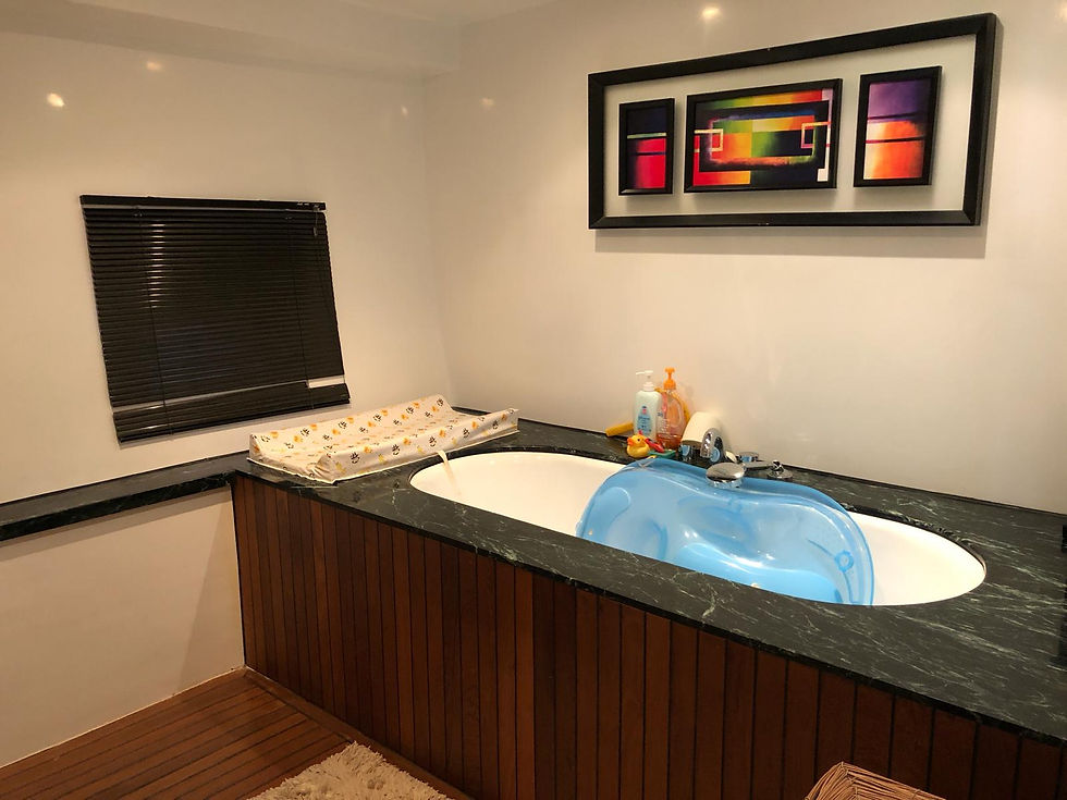 縮圖：Liveaboards 住家船 S06 (2008)