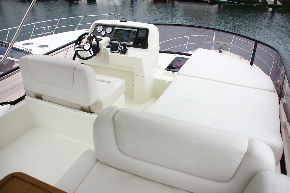 縮圖：Bavaria Virtess 420 Fly (2012)