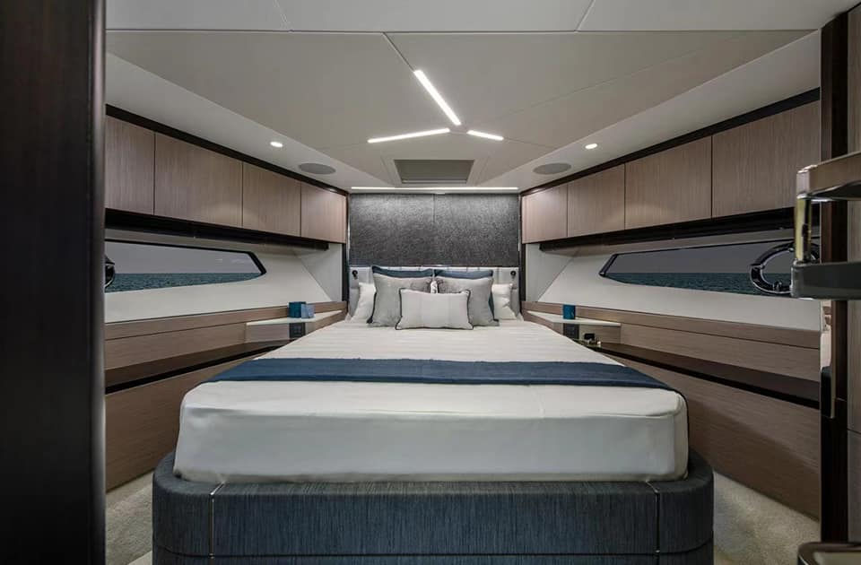 縮圖：Sunseeker Manhattan 68 (Brand New 2021)