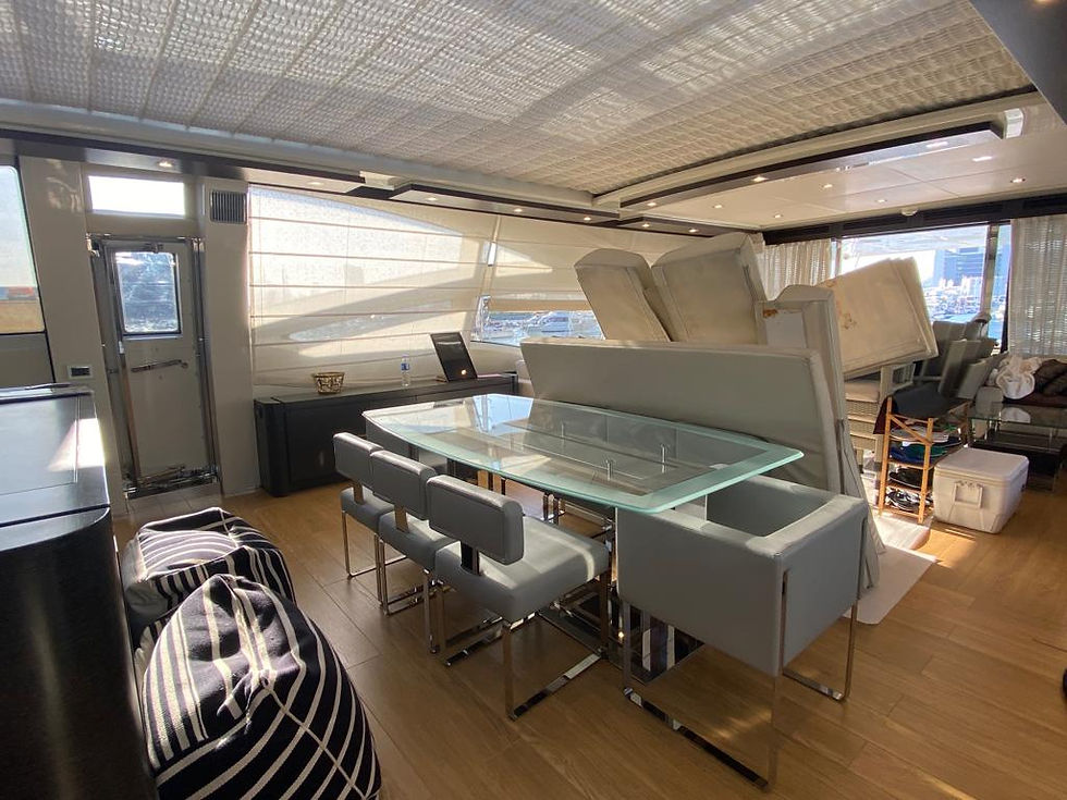 縮圖：Azimut 103S (2007)