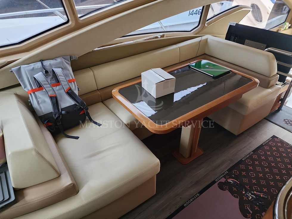 縮圖：Azimut 60 (2012)