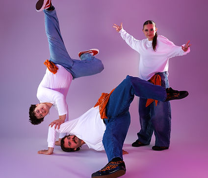 Hip Hop (Breaking the Frame)-X4.jpg