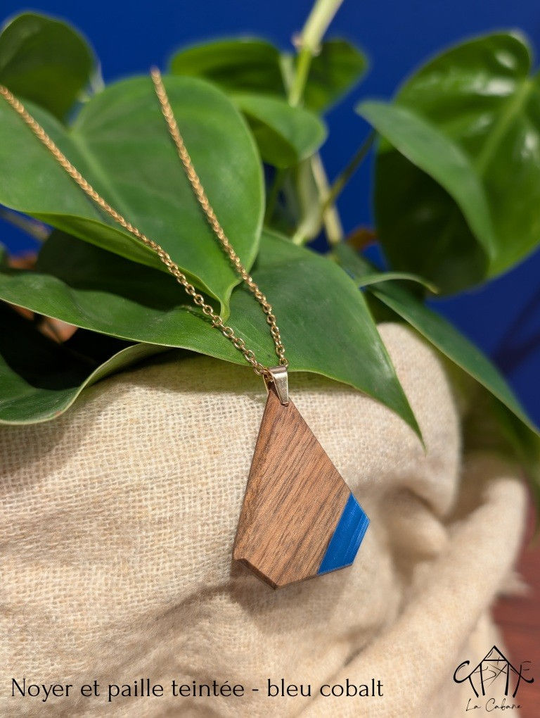 Miniature : Collier - Triangle bois et paille