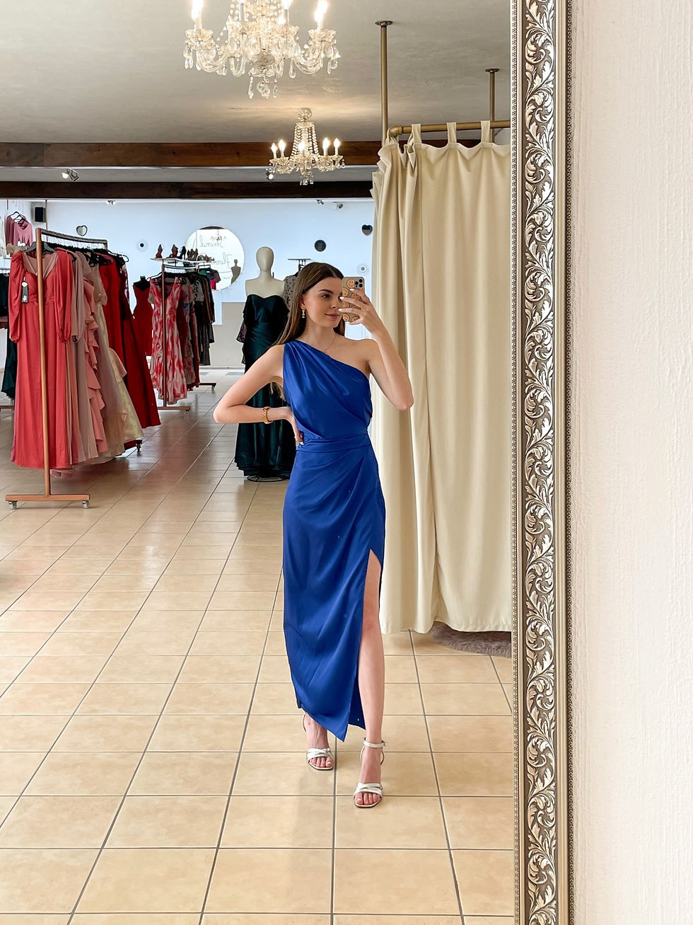 Miniatura: Evolvent One Shoulder