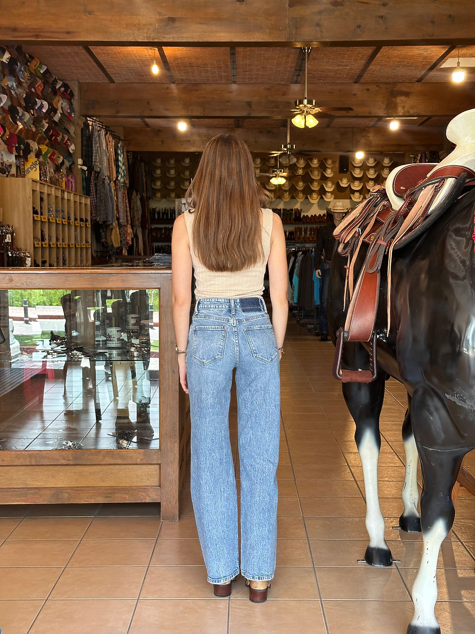 Thumbnail: CLARE JEANS