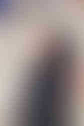 七五三 撮影 東京 神奈川 横浜。自然な笑顔を見せるお子様の記念写真。リラックスした雰囲気で撮影