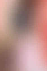 パティシエ、トラック運転手を経てダンサー、振付師になりプロカメラマン、デザイナーとして活動中。ウェディングや前撮り、家族写真、七五三、マタニティフォトなど記念日の撮影から、ダンスの発表会や舞台撮影、プロフィール写真、アー写、作品撮りまで人物撮影が得意。東京、横浜を中心に関東一円から全国どこへでも出張撮影をしています。 カメラマン羽田哲也 宮崎県出身 神奈川県横浜市在住 出張撮影、出張カメラマン、お宮参り