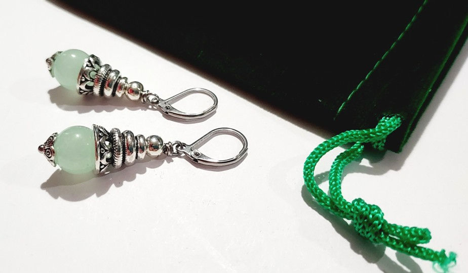 Thumbnail: 1214 14k Platnium Plated Elegant Jade Gemstone Calming Necklace!