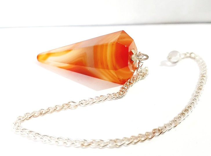 1260 Beautiful Red Onyx Crystal Gemstone Dowsing Pendulum