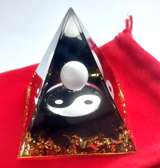 1047 Yin Yang Reiki Chakra Meditation Desktop Paperweight