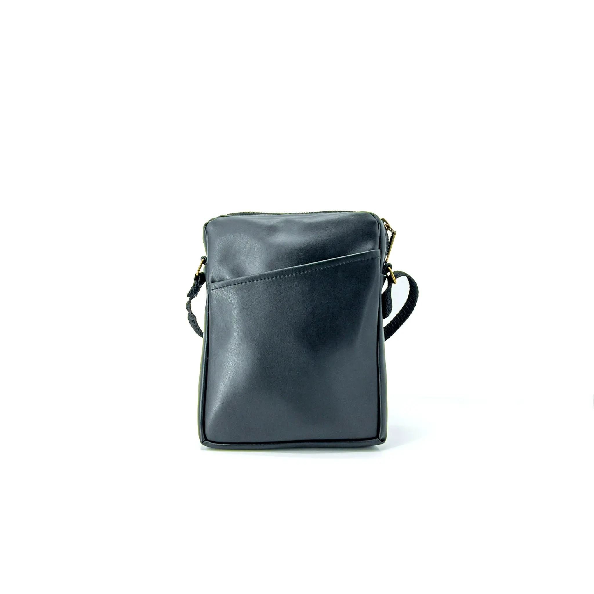 Sac vegan pour homme Lubay, modèle Kain en noir