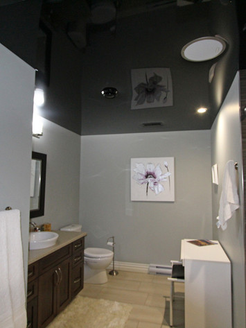 سقف للاستحمام أو المسبح