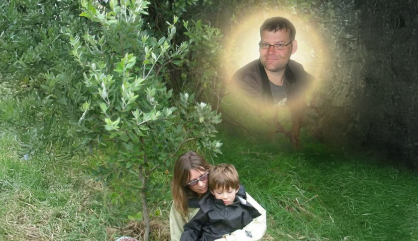 Family Motutapu expanded V2.png