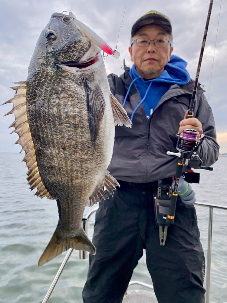 4月2号艇夜便シーバス&チヌ
