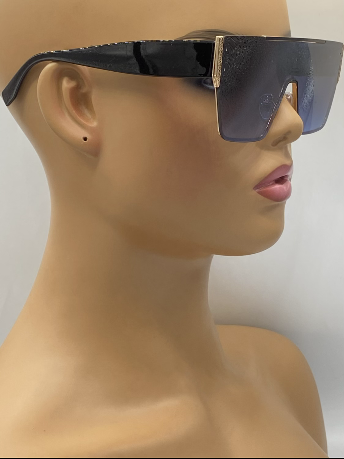 "Cosmopolitan" Sunglasses (Midnight Blue)