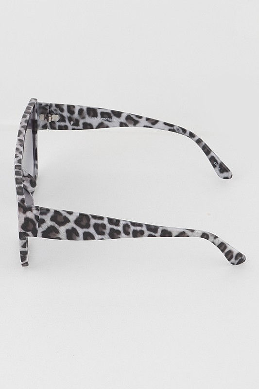 Peggy Bundy "Sunglasses" (Gray/Cheetah)