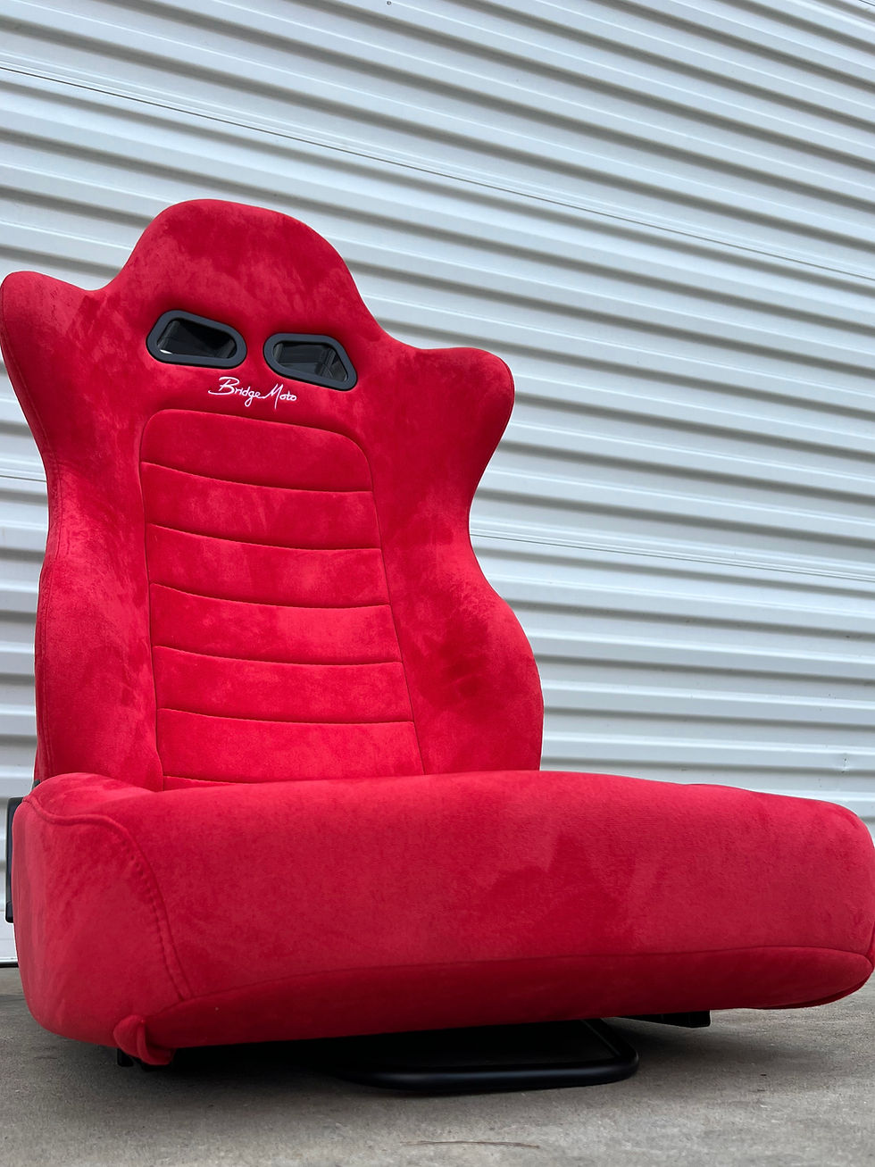 Thumbnail: BridgeMoto V-SPEC Seats