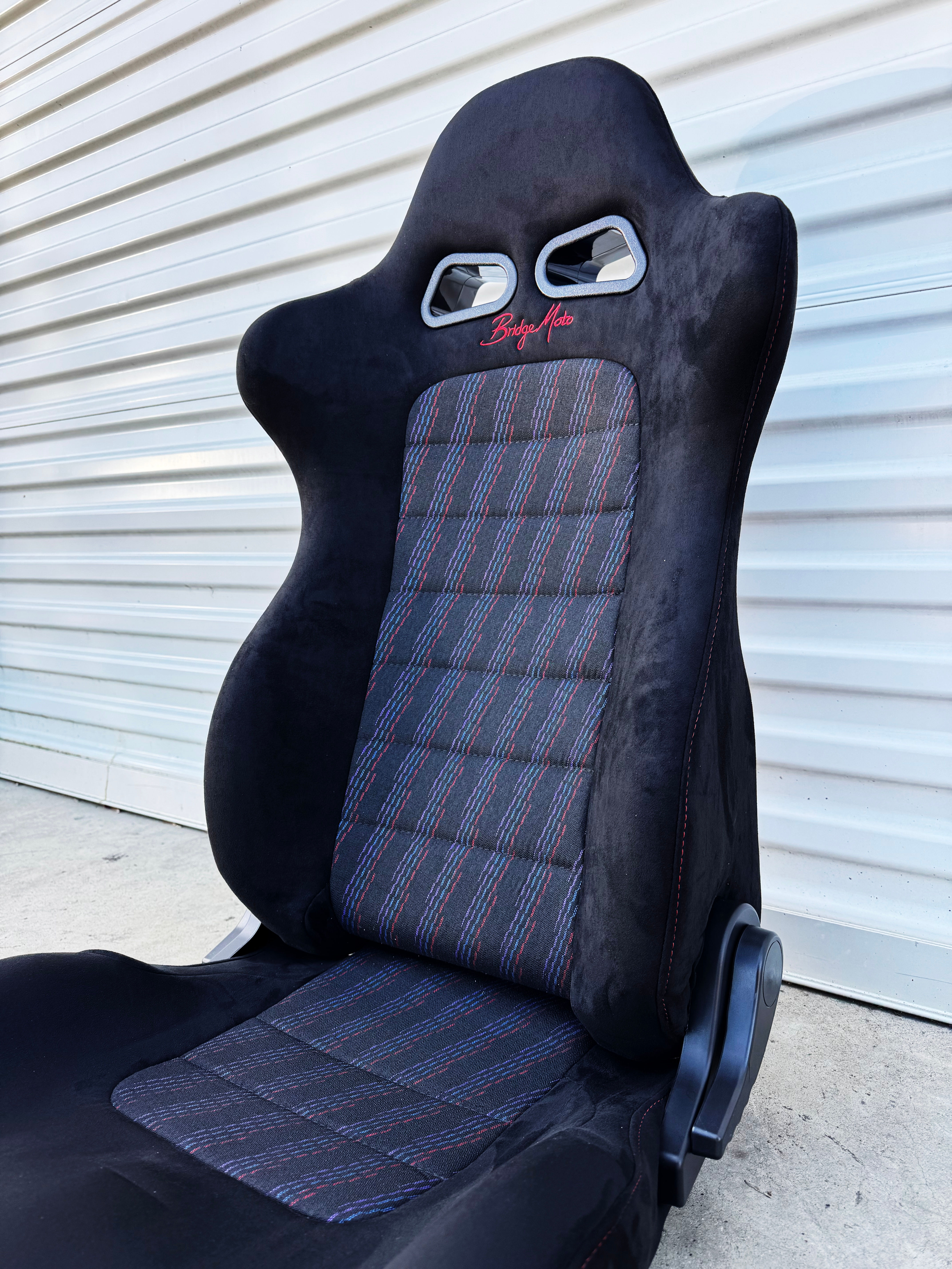 BridgeMoto V-SPEC Seats