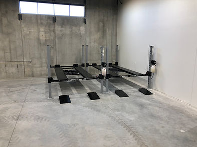 Assembled XLT 4 Post Car Lifts.jpg