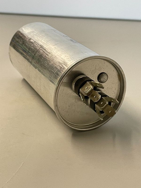 Thumbnail: CAPACITOR 65 UF 440V VELOCITY