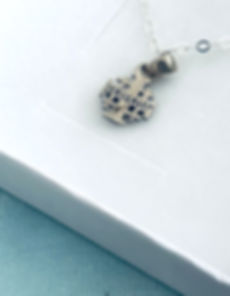 Łańcuszek z krzyżem Jerozolimskim