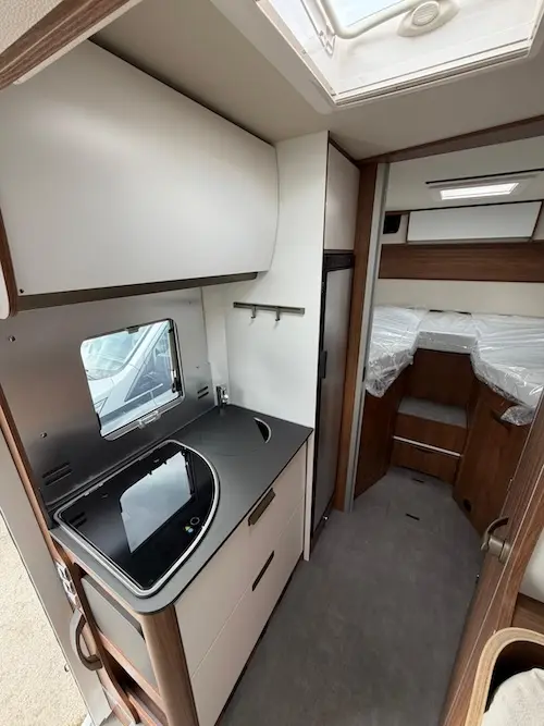 Laika Ecovip L3009 Titanio semintegrale zona cucina piano cottura