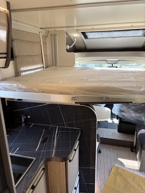 Letto basculante semintegrale McLouis MC4 873