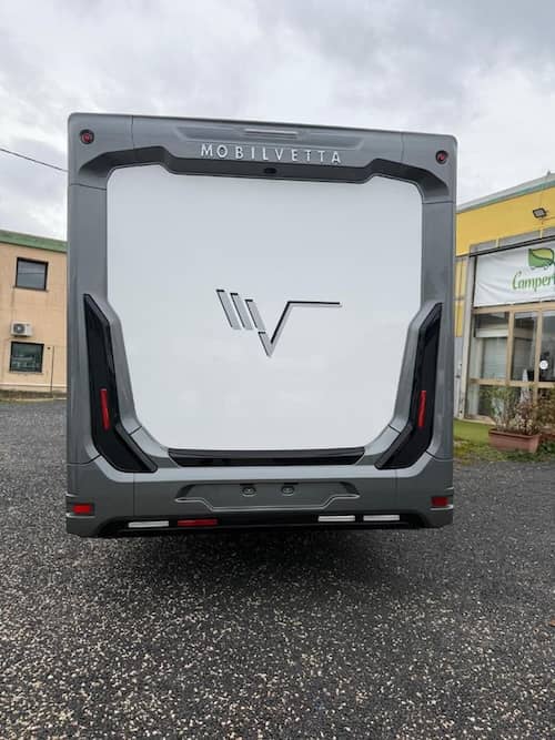 Mobilvetta Kea P90 al miglior prezzo a Roma, camper con tecnologia avanzata e comfort premium