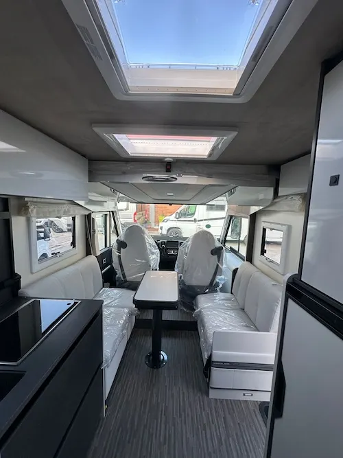 Mobilvetta 2026 con dinette face to face