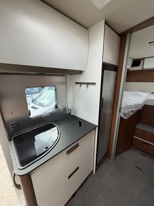 Laika Ecovip L3009 Titanio semintegrale 4 posti