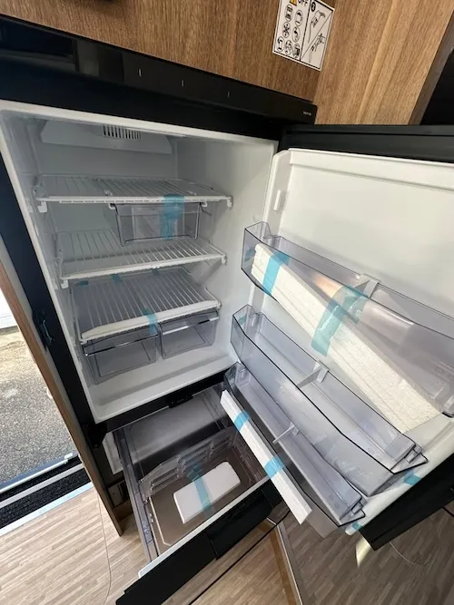 Frigo compressore 174 L Mobilvetta K-Yacht 90 – dotazione cucina top