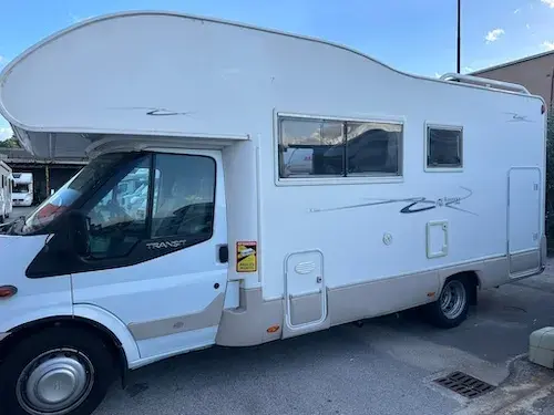 Camper usato Kentucky Coral 3 2007 esterni mansardato 6 posti