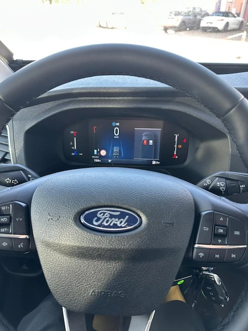 Cabina Ford Transit 165CV con cambio automatico 8 rapporti