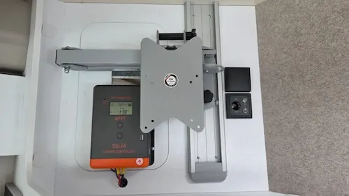 supporto tv per camper incluso