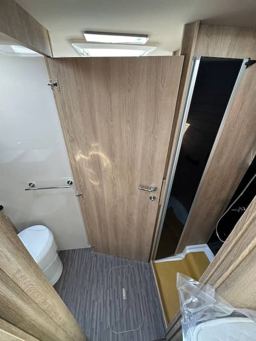 Camper con bagno ampio offerta lazio