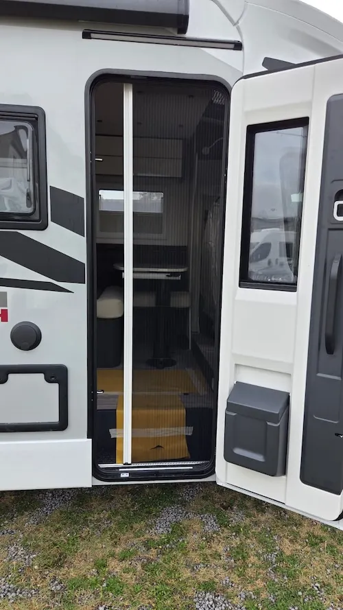 McLouis MC4 Slim 331 disponibile in pronta consegna da Tiberi Camper