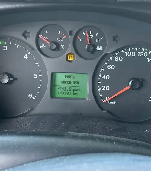 Cruscotto Ford Transit camper usato Kentucky Coral 3 140 CV