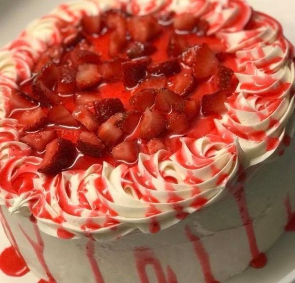 White cake 