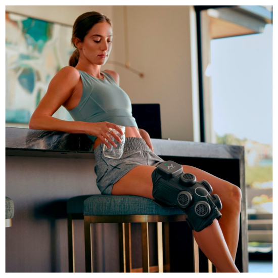 ภาพขนาดย่อ: Hyperice X ปลอกรัดหัวเข่า ฟื้นฟูด้วยความร้อน และความเย็นอัตโนมัติ
