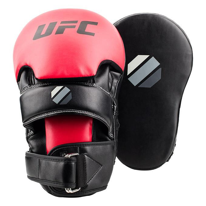 UFC PAIR OF LONG CURVED FOCUSED MITTS playstrong