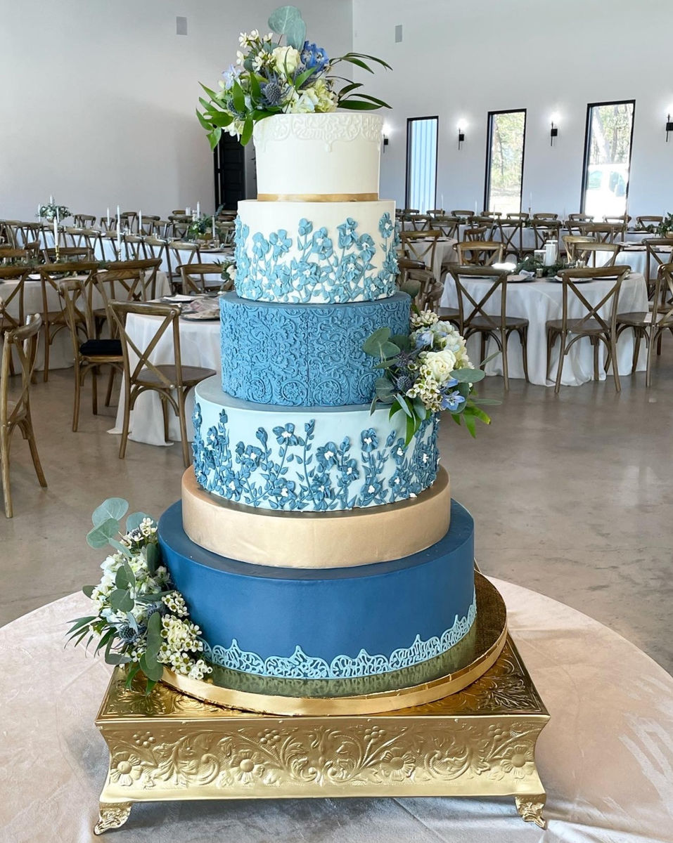 Cake-Aholics Bakery