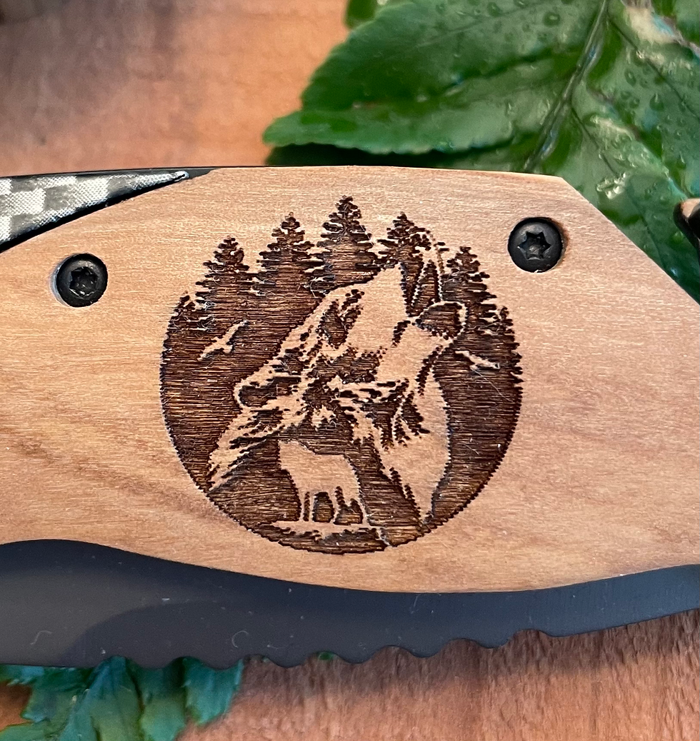 Thumbnail: Wolf Head Circle Knife