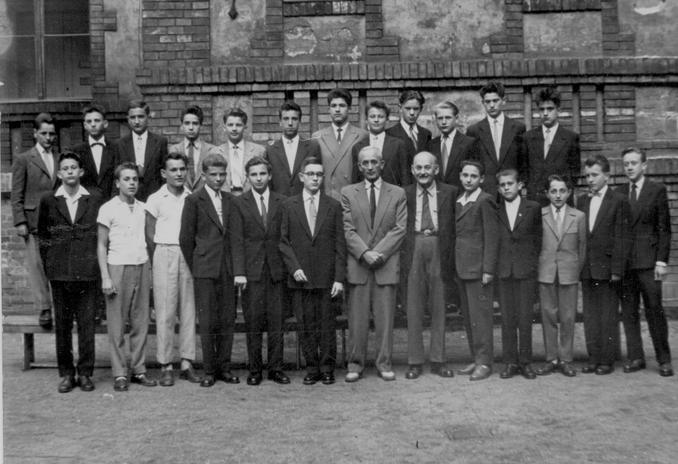 1959.
