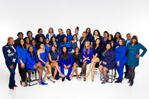 group Photo sessions by Q11 Photography - natural poses with support from a metro detroit photographer.
